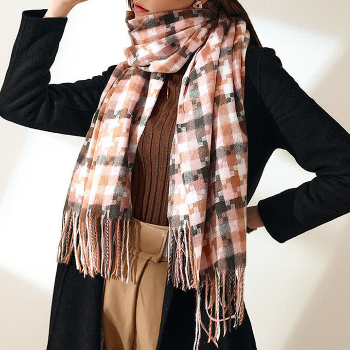 Mehrfarbiger weicher Unisex-Schal mit Fransen in Puzzleform