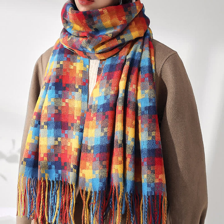 Mehrfarbiger weicher Unisex-Schal mit Fransen in Puzzleform