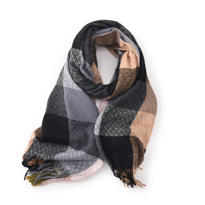 Unisex-Schal mit kontrastierenden Farben und elegantem Karomuster und Fransen