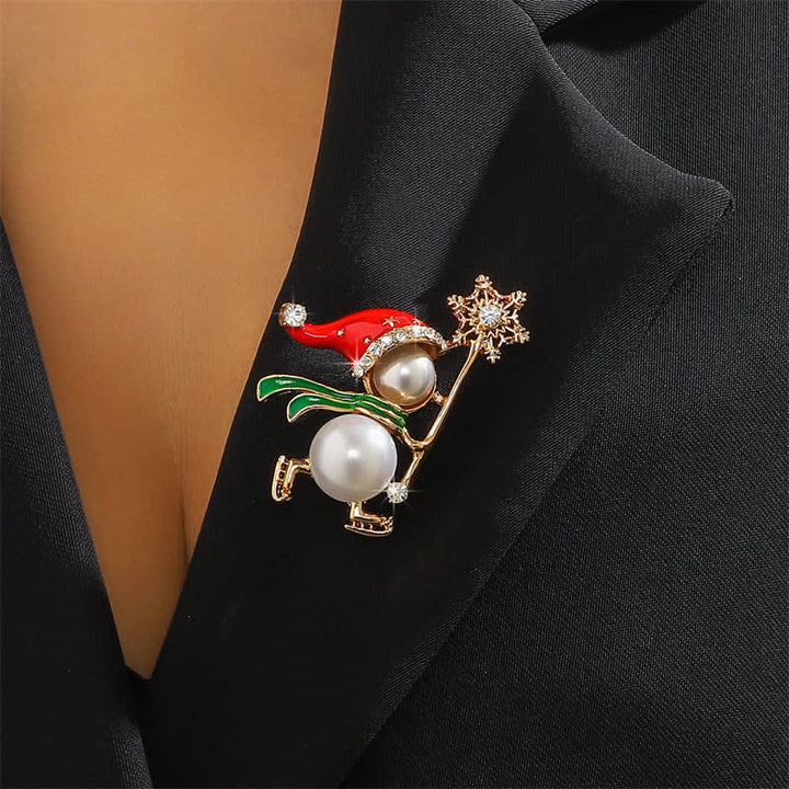 Süße Weihnachtsbrosche mit Schneemann-Motiv und roter Weihnachtsmütze für Damen