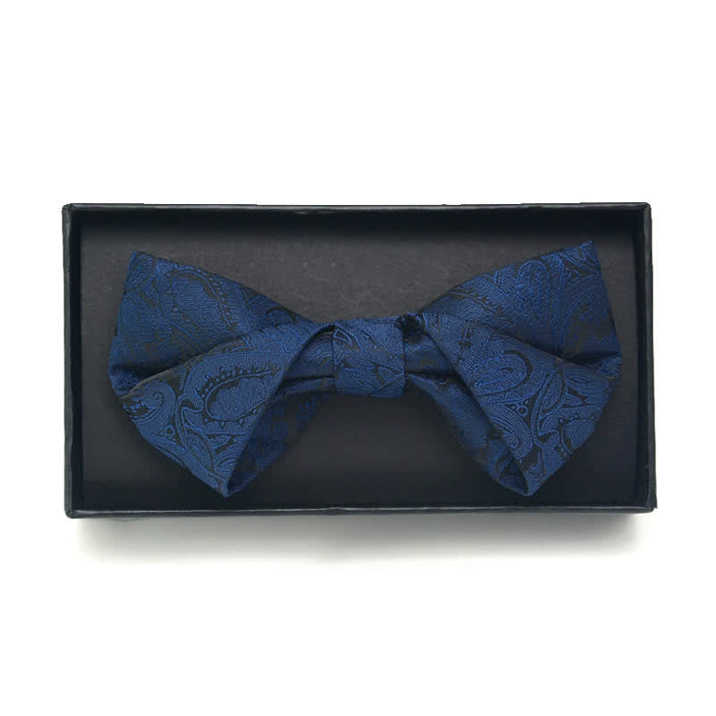 3-teiliges Herren-Set mit Fliege und Paisleymuster in Marineblau mit Anstecknadel