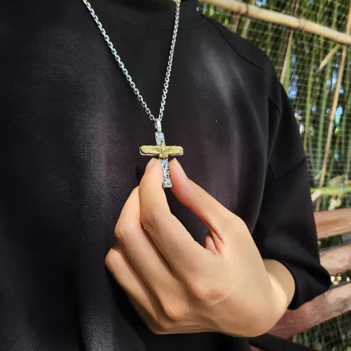 Antike Halskette mit Adlerkreuz aus Gold und Silber