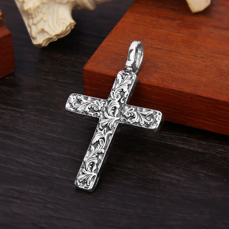 Antike Halskette mit Adlerkreuz aus Gold und Silber
