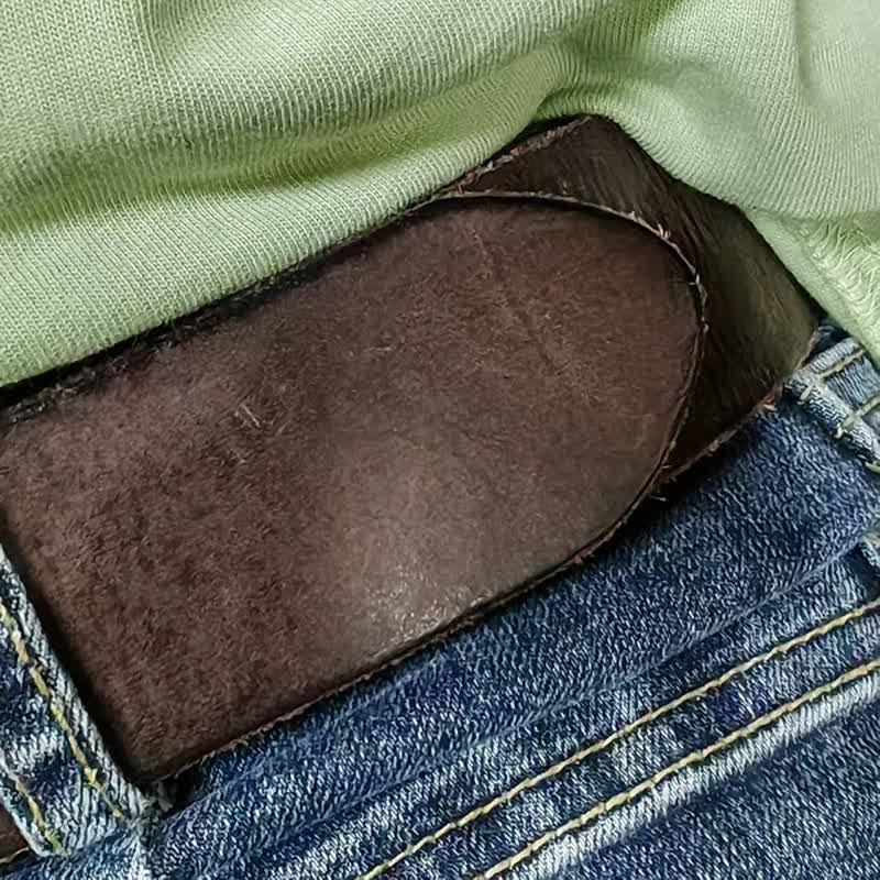 Lässiger handgefertigter Distressed-Ledergürtel mit Messingschnalle