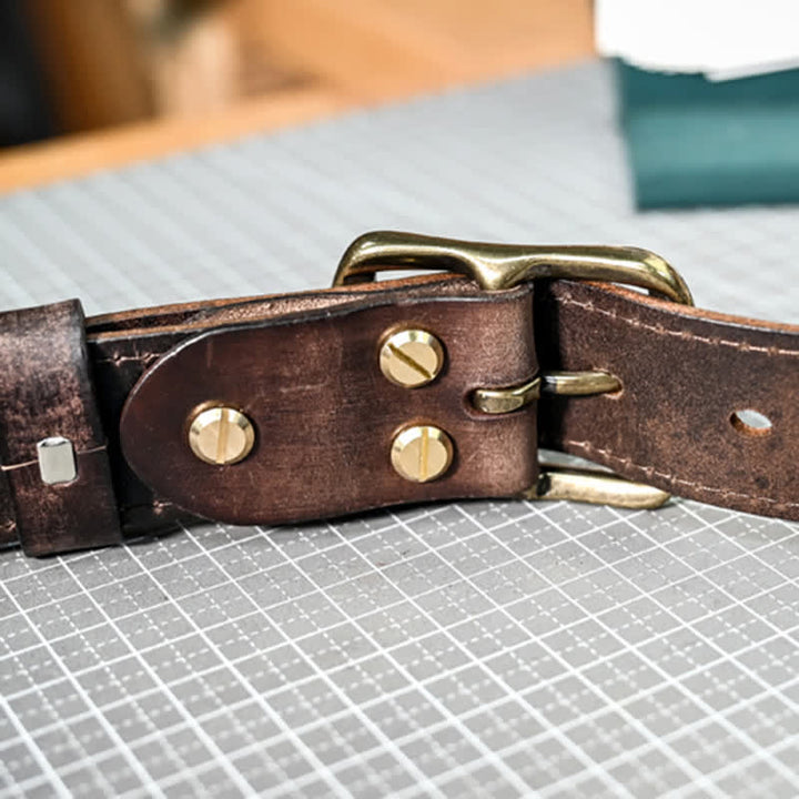 Retro-Ledergürtel mit Messingschnalle im Used-Look und handgefertigten Nähten - image 11