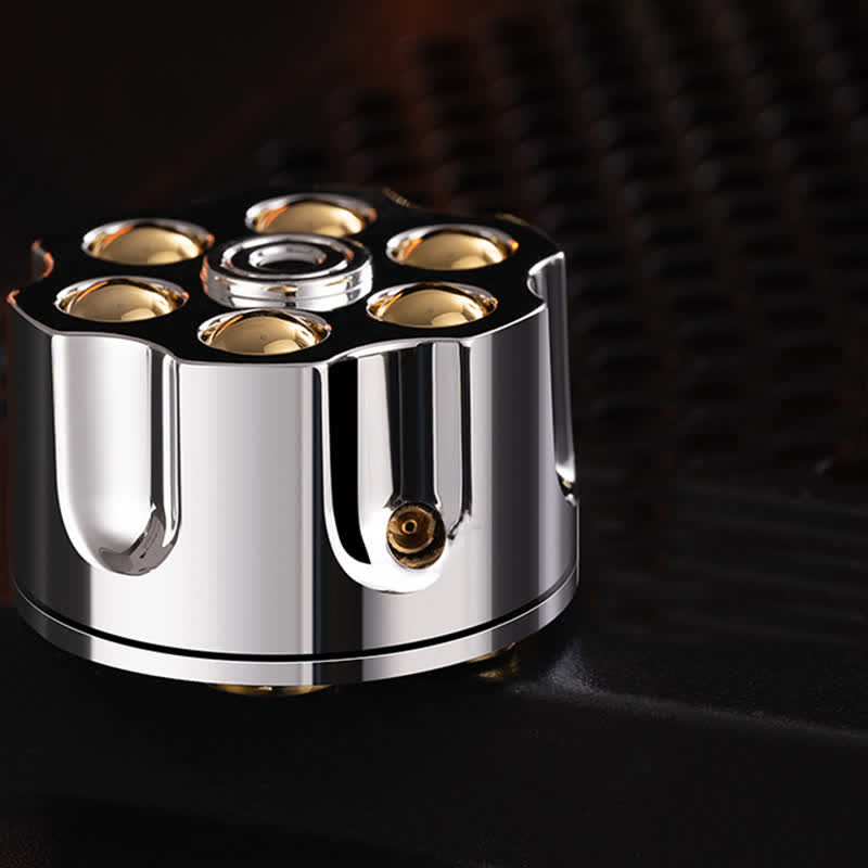 Kreatives nachfüllbares Butanfeuerzeug in Bullet-Magazin-Form