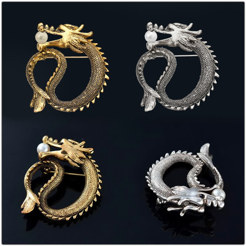 Herrenbrosche mit Drachen-Imitationsperle im Antikton