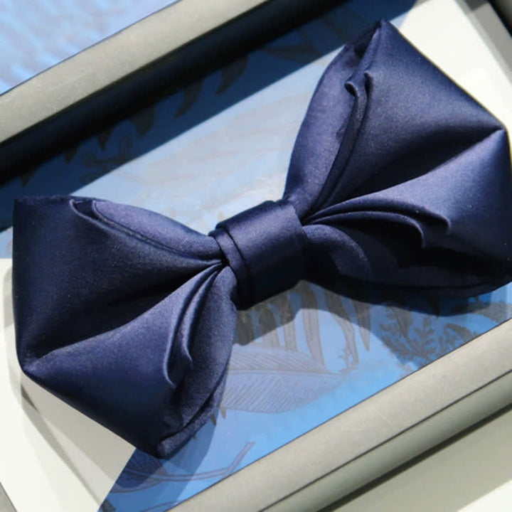Marineblaue Hochzeitsfliege in einzigartiger Form für Herren