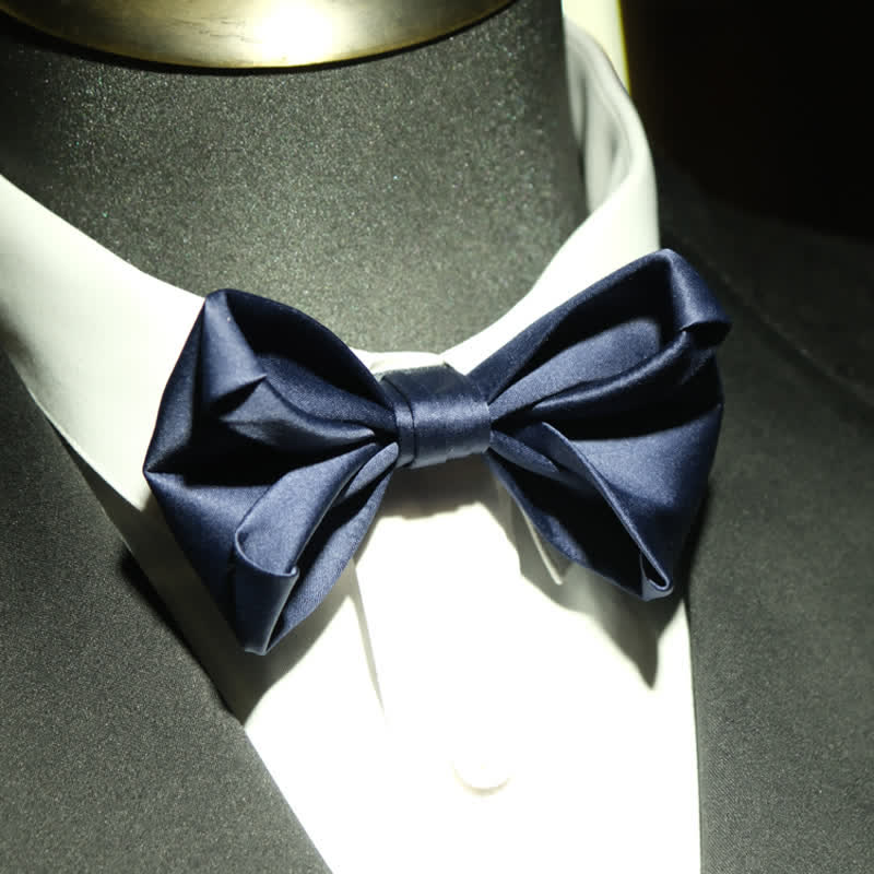 Marineblaue Hochzeitsfliege in einzigartiger Form für Herren