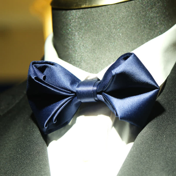 Marineblaue Hochzeitsfliege in einzigartiger Form für Herren