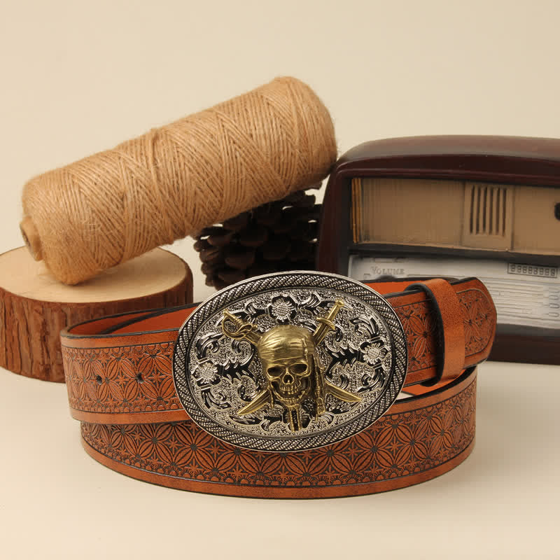 Goldener Vampirschädel & Doppelschwerter Ledergürtel mit silberner Schnalle