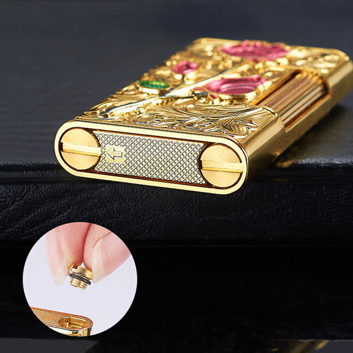 Nachfüllbares Butanfeuerzeug mit seitlichem Schieber und Feuerstein in Gold/Rot/Rose