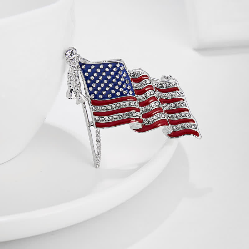 Patriotische amerikanische Flagge, funkelnde Strassbrosche