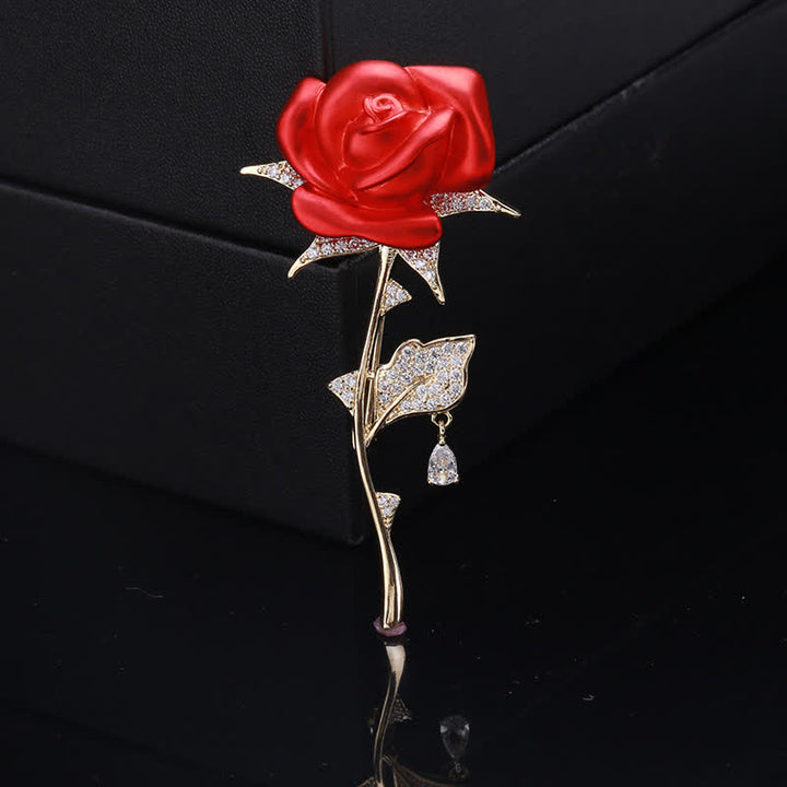 Elegante zarte rote Rose Zirkon Brosche