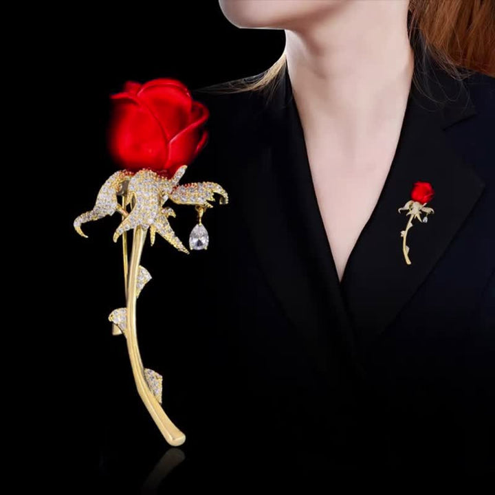 Charmante rote Rose mit glänzendem Strass für Damen