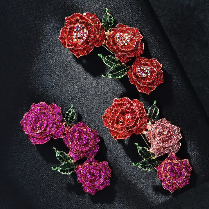 Brosche mit funkelnden Strasssteinen „Triple Beauty Roses“ für Damen