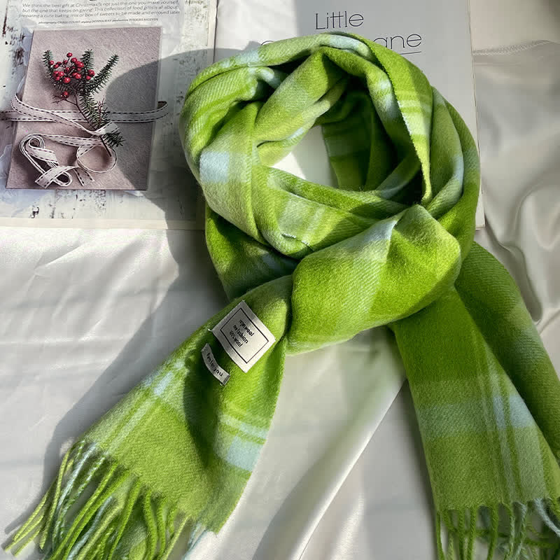 Unisex Vintage Kaschmirschal in passender Farbe mit Karomuster