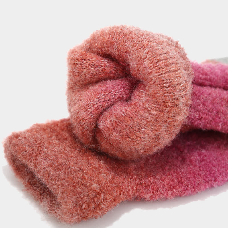 3-teiliges Unisex-Set aus bunten Strickmützen, Schals und Handschuhen mit Batikmuster