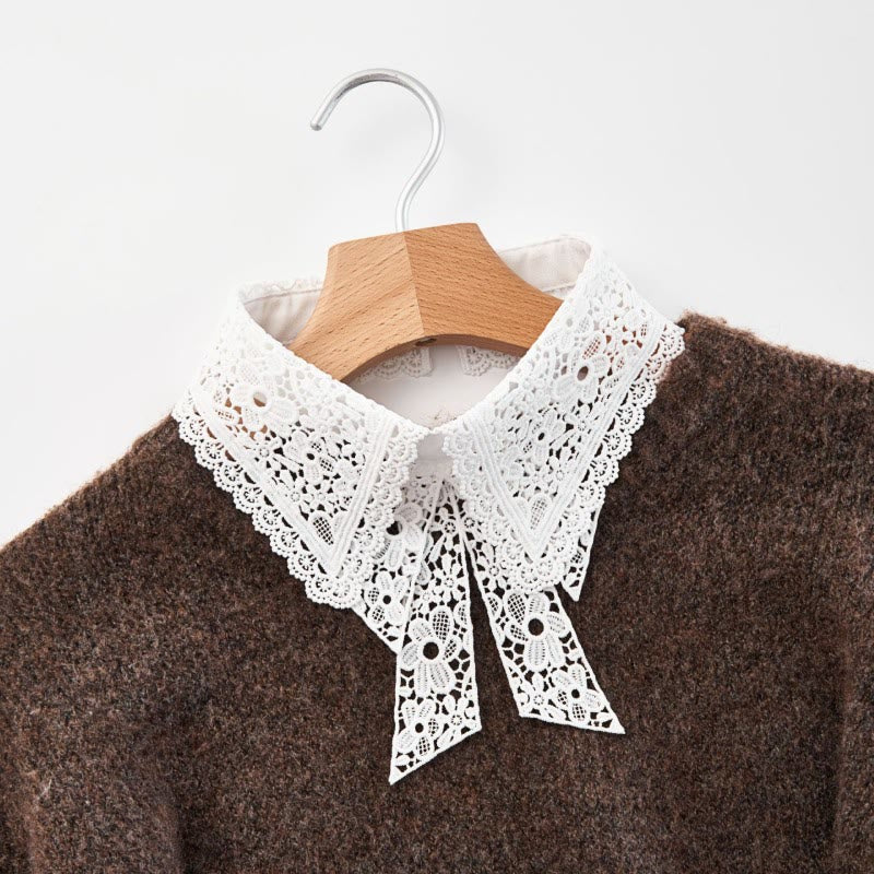 Abnehmbare Halbhemdbluse mit falschem Kragen aus Blumenspitze