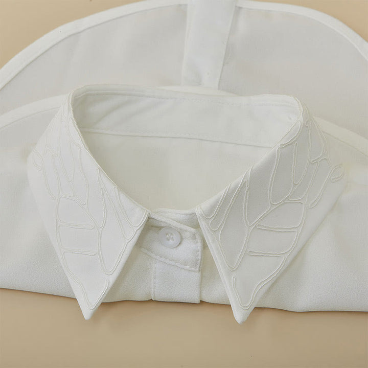 Bluse mit abnehmbarem Halbhemd und falschem Kragen, besticktem Blumenmuster