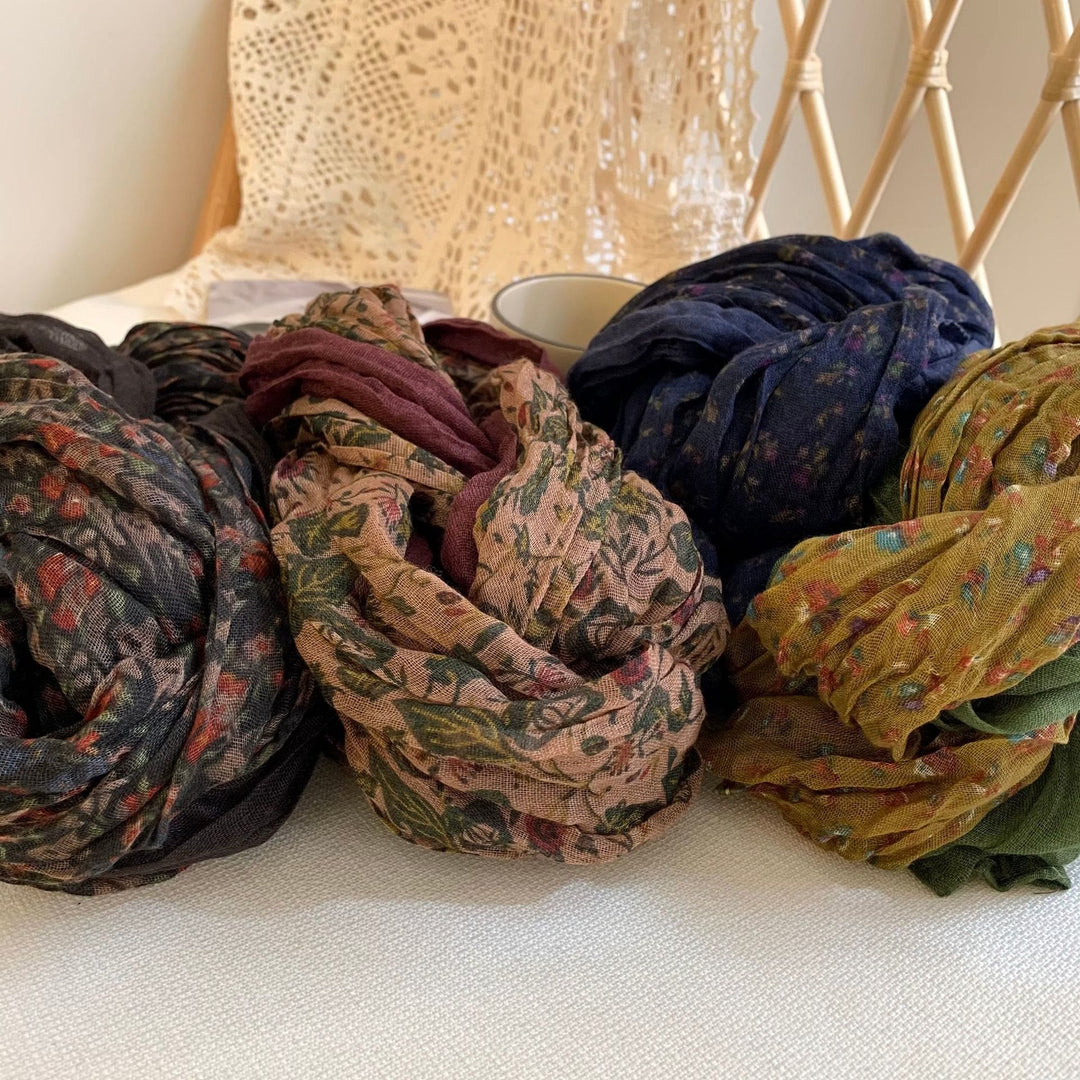 Dünner, weicher Vintage-Schal mit Plissee und Blumenmuster für Damen