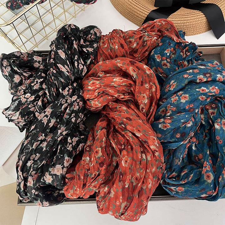 Weicher Damenschal mit plissiertem Blumenmuster für den Frühling