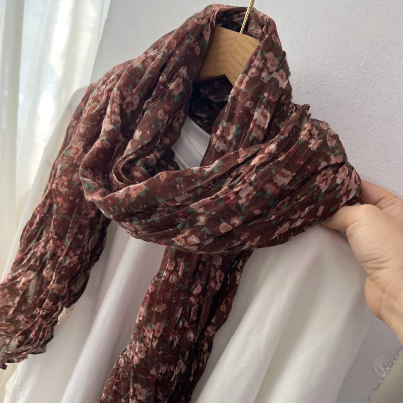 Weicher Damenschal mit plissiertem Blumenmuster für den Frühling