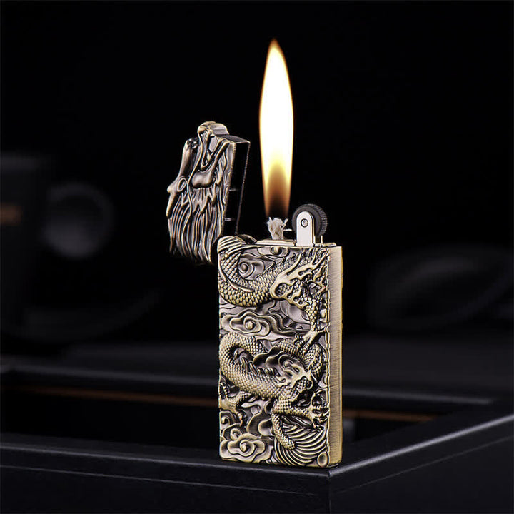 Nachfüllbares Kerosinfeuerzeug mit Drachenschnitzerei aus Bronze im Vintage-Stil