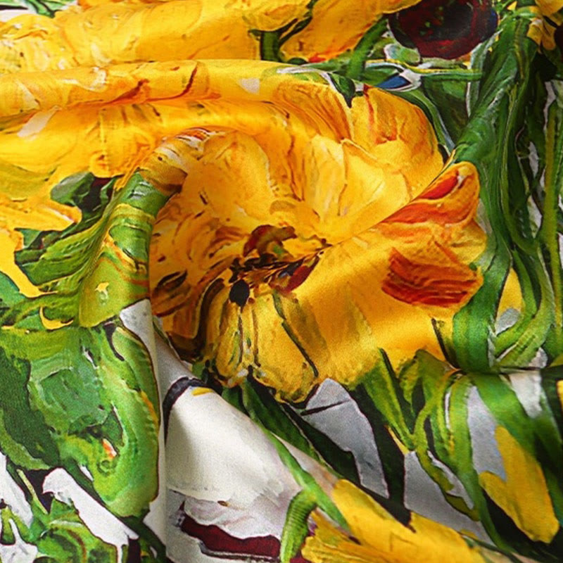 Damenschal „Warm Colors To The Sun“ aus dünner Seide im Frühling
