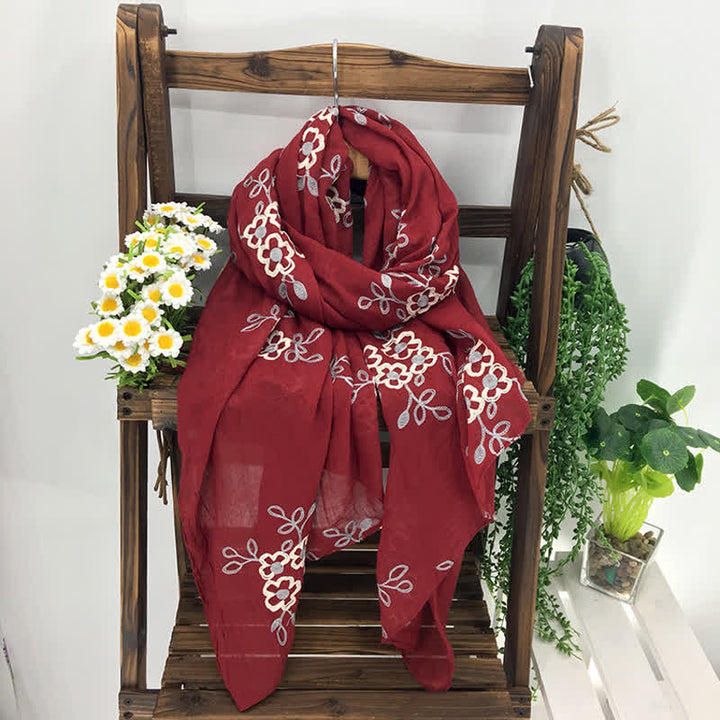 Dünner Damenschal aus Baumwollleinen mit Blumenstickerei