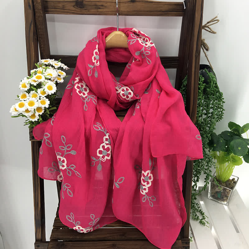 Dünner Damenschal aus Baumwollleinen mit Blumenstickerei