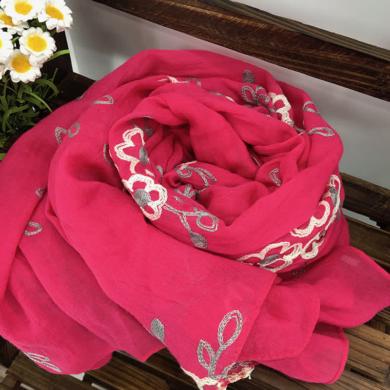 Dünner Damenschal aus Baumwollleinen mit Blumenstickerei