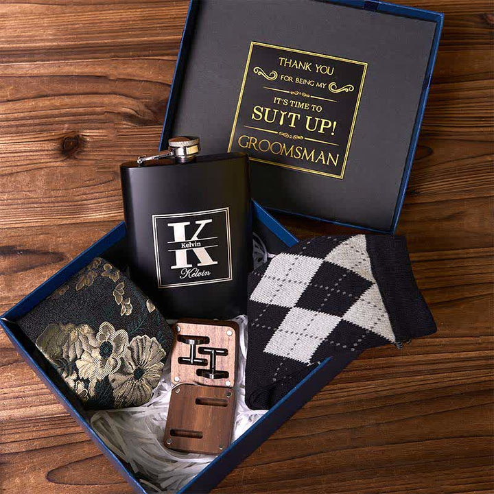 4-teiliges Set mit Krawatte, Manschettenknöpfen, Socken und Anzug, personalisierbarer Flachmann, Geschenkbox für den Trauzeugen