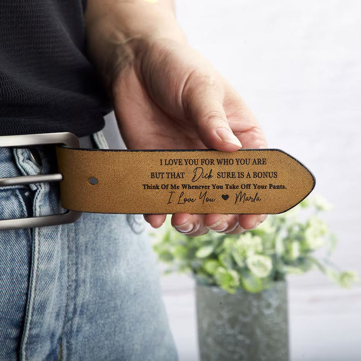 Personalisierter Ledergürtel mit eingravierten Namen, herzliches Geschenk