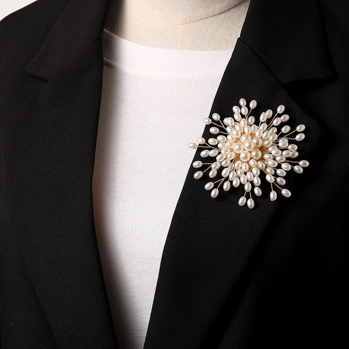 Elegante Imitationsperlenbrosche für Frauen Hochzeitsaccessoires