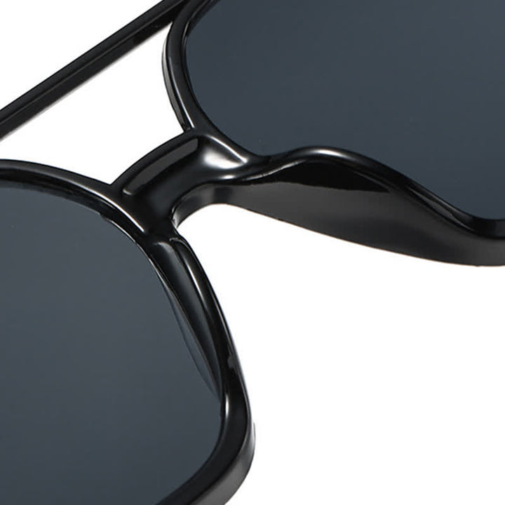 Übergroße Sonnenbrille mit quadratischem Rahmen und Sonnenschutz