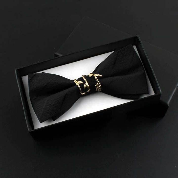 2-teiliges Herren-Ansteckfliegen-Set mit goldenen Weinblättern und roten Ansteckblumen