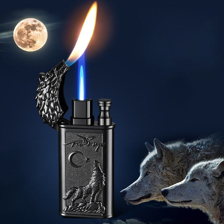 Nachfüllbares Butanfeuerzeug mit Doppelflamme und geprägtem brüllenden Wolf