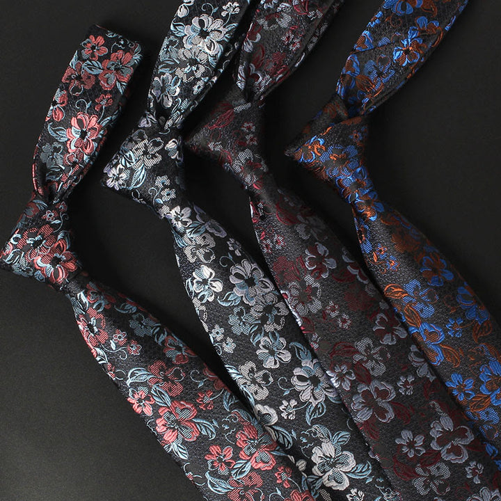 Herren Krawatte mit zartem Blumenmuster
