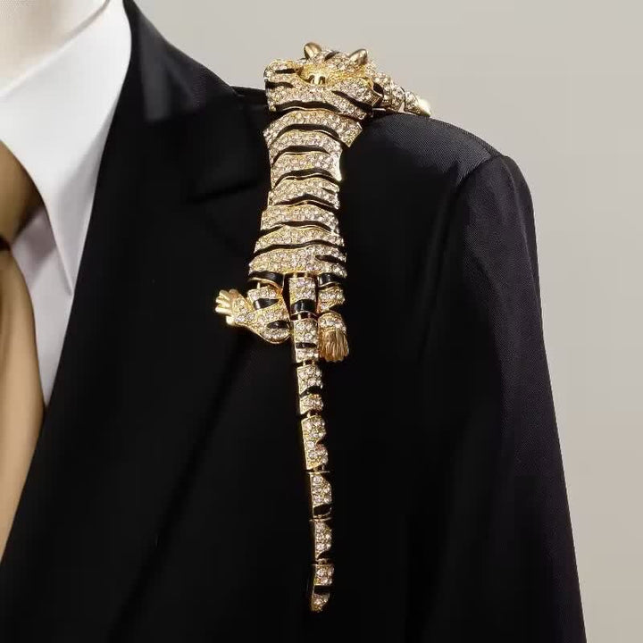 Majestic Tiger – Große, luxuriöse Brosche mit funkelnden Strasssteinen für Herren - image 10