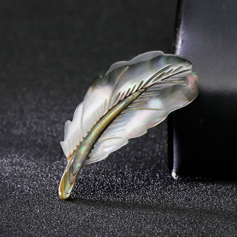 Unisex-Brosche in Federform aus natürlicher Abalone-Muschel
