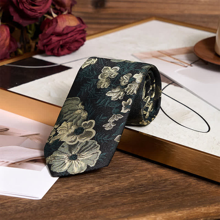 Herren Krawatte mit Einstecktuch in Kiefernwaldgrün mit Blumenmuster - image 3