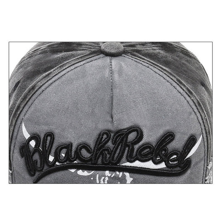 Baseballkappe mit aufgesticktem Longhorn-Bullenkopf und gewaschener Schrift