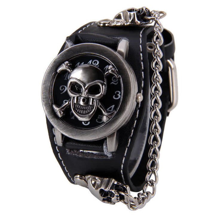 Herrenuhr mit Punk-Nieten-Kettenarmband und Lederarmband und Totenkopf-Abdeckung