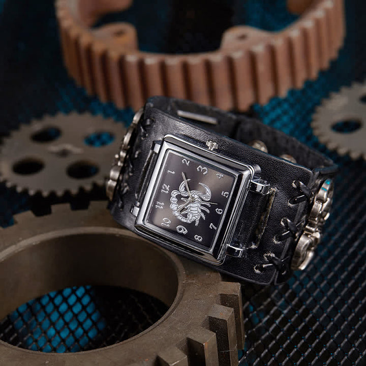 Herrenuhr mit Totenkopf-Nieten, schwarzes Lederarmband
