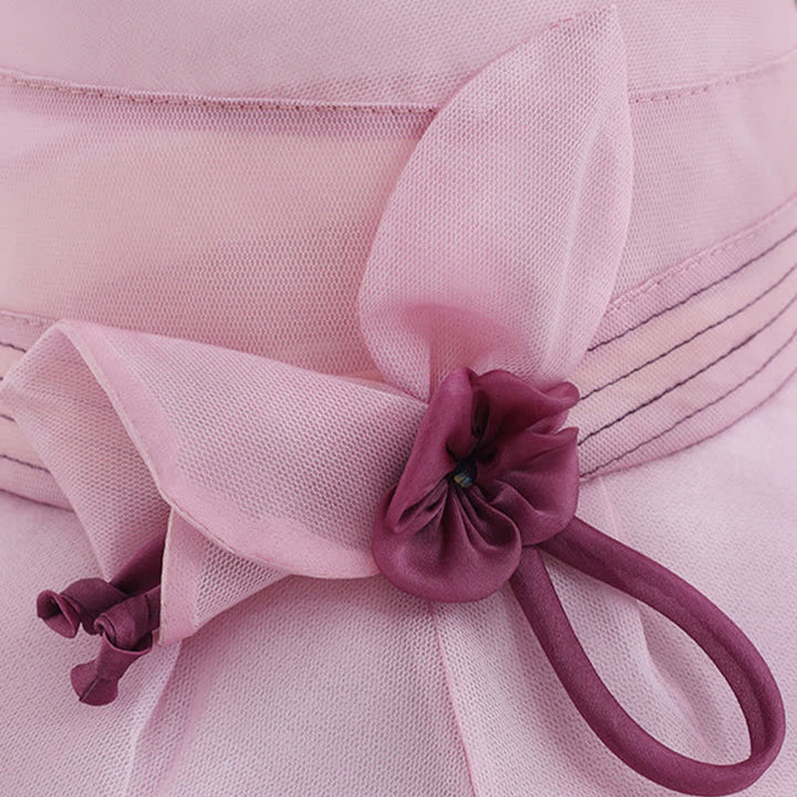 Breiter dekorativer Blumenhut aus echter Seide für Damen im Sommerkleid
