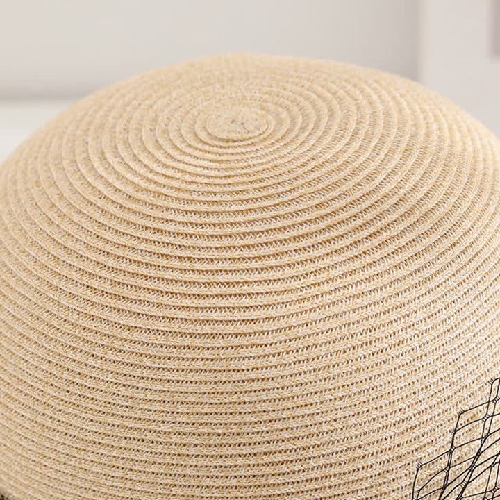 Eleganter Sommer-Strohhut im römischen Stil für Damen mit Blumendekor