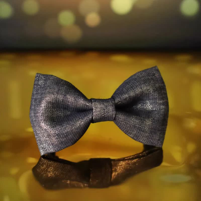 Schwarze Fliege für Herren mit dezenten goldenen glitzernden Details