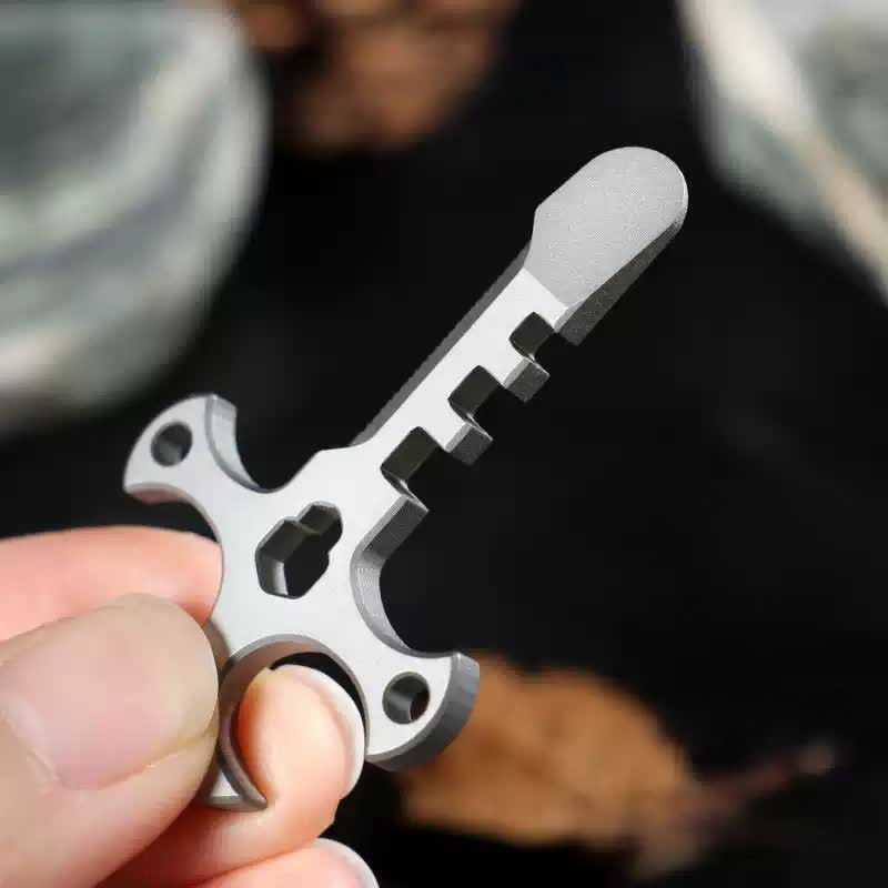 Outdoor Tragbarer Mini-Brecheisen-Flaschenöffner Kreuz EDC Schlüsselanhänger