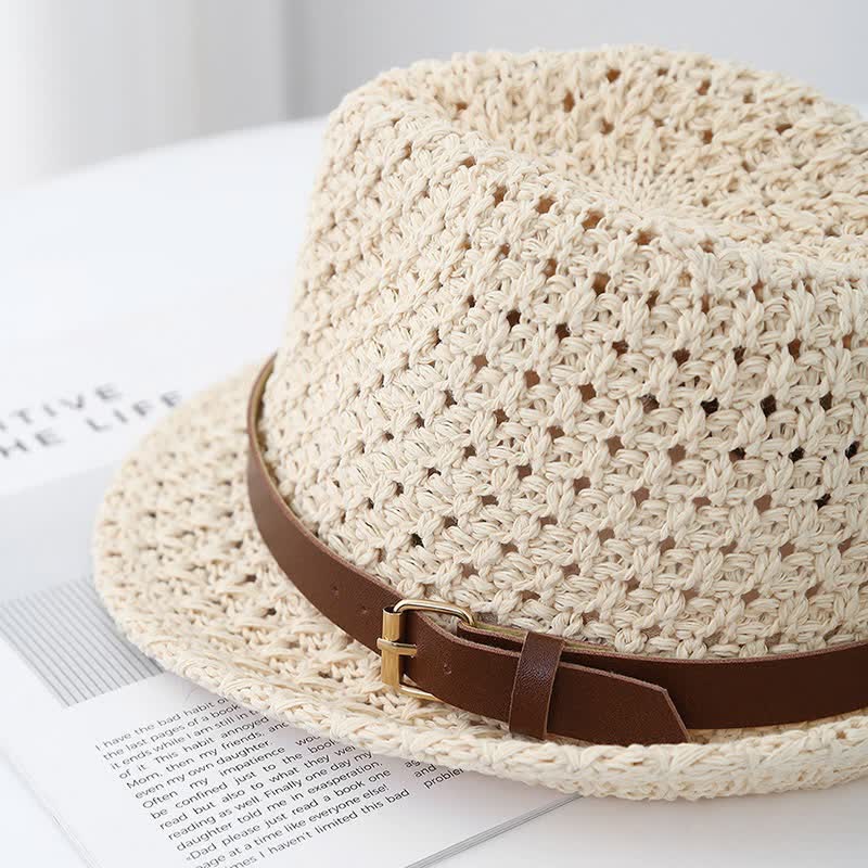 Klassischer Fedora-Hut aus Stroh im britischen Stil mit Lederriemen für Herren